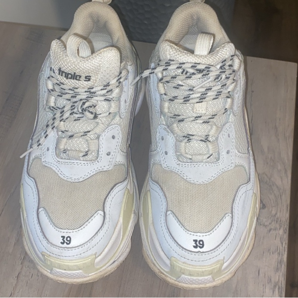 White Balenciaga "Triple S" sneakers in faux-leather, nylon, and mesh fabric - Picture 2 of 4